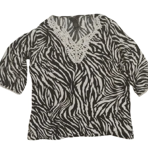 Grace Elements Tops - Grace Elements Zebra Pattern Blouse with Lace Trim